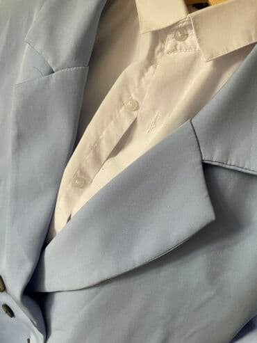 пиджаки женские бишкек: Женский двубортный пиджак пастельно‑голубого цвета. - Классический — 2