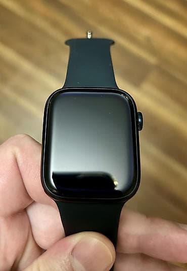 13 макс: Apple Watch Series 8, 45 мм (aluminum case) В отличном состоянии, часы — 4