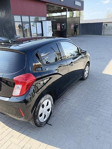 Chevrolet Spark: 2021 г., 1 л, Автомат, Бензин, Хэтчбэк — 8