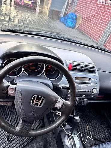 wuling mini ev: Honda Jazz: 2004 г., 1.4 л, Вариатор, Бензин, Хэтчбэк — 6