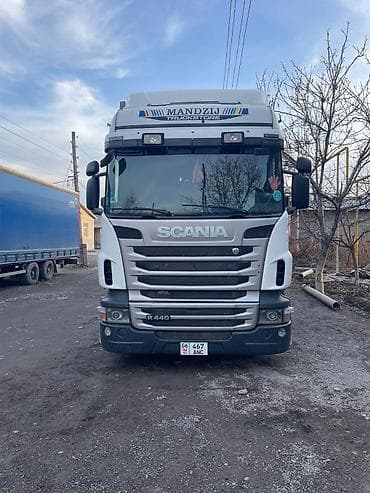 Тягач, Scania, 2010 г., Тентованный at lalafo.kg Тягач, Scania, 2010 г., Тентованный