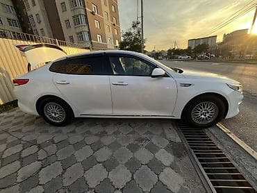 oc.lg: Kia K5: 2017 г., Автомат, Газ, Седан — 2