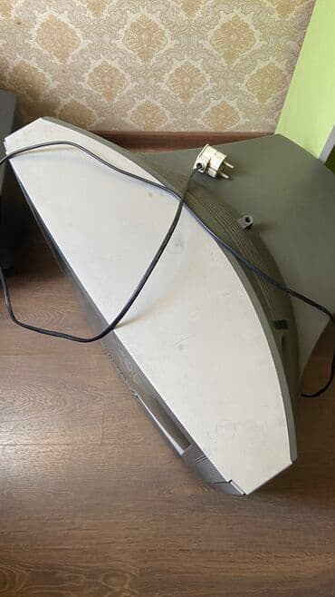 oneplus наушники: Продаю 2 телевизора рабочих показывают отлично LG и SAMSUNG За 2000 — 4