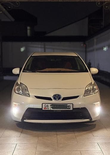 jaguar s type: Toyota Prius: 2015 г., Автомат, Гибрид, Лифтбек — 5