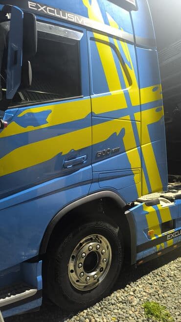 где купить наклейку на машину: Наклейка для грузовых авто любой сложности — 24