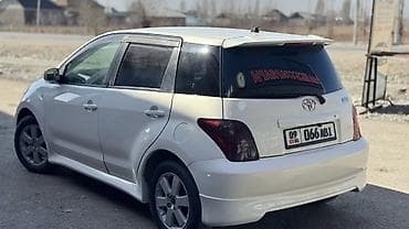 авто из японии: Toyota Ist: 2002 г., 1.5 л, Автомат, Бензин, Хэтчбэк — 4