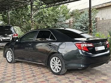 Toyota Camry: 2013 г., 2.5 л, Автомат, Гибрид, Седан — 3