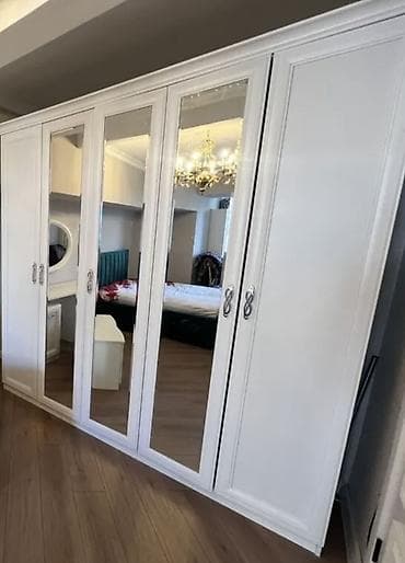 шкаф купе россия: СРОЧНО! 5дв шкаф. 45т.с. РОССИЯ. Почти новый, состояние отличное — 3