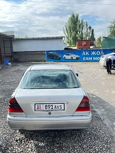 Mercedes-Benz C-Class: 1995 г., 2.2 л, Автомат, Бензин, Седан at lalafo.kg Mercedes-Benz C-Class: 1995 г., 2.2 л, Автомат, Бензин, Седан