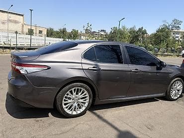 порог камри 55: Toyota Camry: 2018 г., Вариатор, Гибрид, Седан — 4