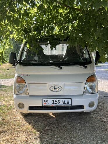 срочно продаю нужны деньги очень срочно: Hyundai Porter: 2004 г., 2.5 л, Механика, Дизель — 1