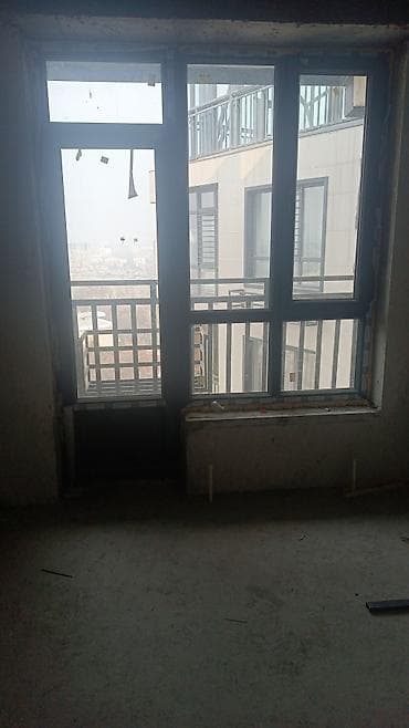 куплю рамки дадан: Пластик эшик Терезе сатылат, сапатында соз жок, айнеги айнекстандыкы — 1