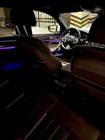 2 8: BMW 530: 2020 г., 2 л, Автомат, Бензин, Седан — 8