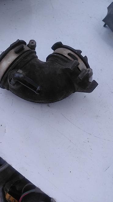 mini jack: Патрубок Mazda 2003 г., Б/у, Оригинал, Япония — 1