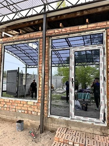 витражи: Алюминиевое окно на заказ, Тип окна: Витражные, Мансардные, Панорамные, Декоративные особенности: Декоративный переплет, Бесплатная установка, В рассрочку — 4