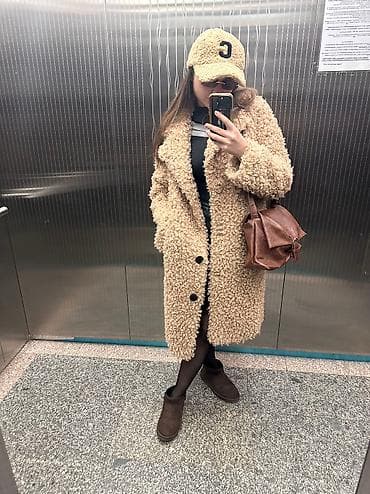 Шубы: Шуба, По колено, Италия, M — 1