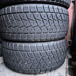 шины на эксковатор: Шиналар 275 / 45 / R 20, Кыш, Колдонулган, Комплект, Жол тандабастар (АТ/МТ), Жапония, Bridgestone — 3