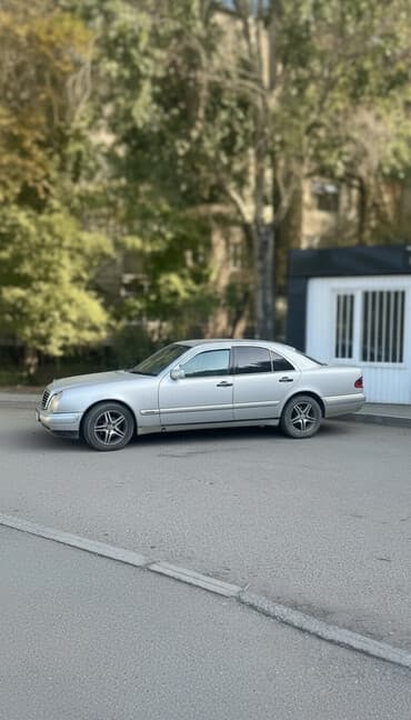 авто из кореи: Mercedes-Benz E-Class: 1996 г., 2.3 л, Механика, Бензиновая, Седан — 1