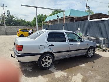 экран на венто: Volkswagen Vento: 1995 г., Автомат, Седан — 2