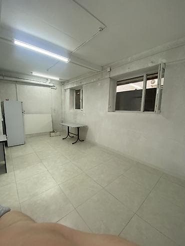 Кыймылсыз мүлк: Помещение в цоколе/соколе жилого дома Описание: - Отдельный вход с — 10