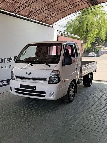 Kia BONGO: 2019 г., 2.5 л, Механика, Дизель, Фургон