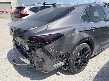 5: Toyota Camry: 2021 г., 2.5 л, Автомат, Гибрид, Седан — 10