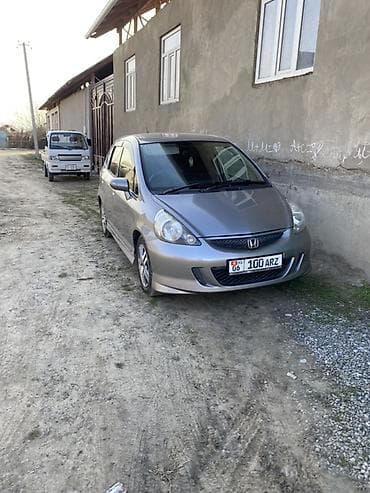 бампер фит джаз: Honda Fit: 2004 г., 1.5 л, Вариатор, Бензин, Хэтчбэк — 10