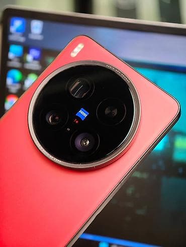 ulcool v36 купить: Vivo X200 Ultra, Б/у, 512 ГБ, цвет - Красный, 2 SIM — 2