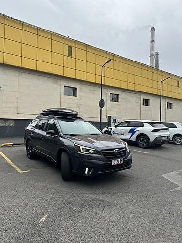 Subaru Outback: 2019 г., 2.4 л, Вариатор, Бензин, Универсал