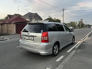 Toyota WISH: 2003 г., 1.8 л, Автомат, Бензин, Вэн/Минивэн — 4