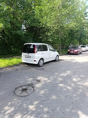 Toyota Funcargo: 2003 г., 1.3 л, Автомат, Бензин, Универсал