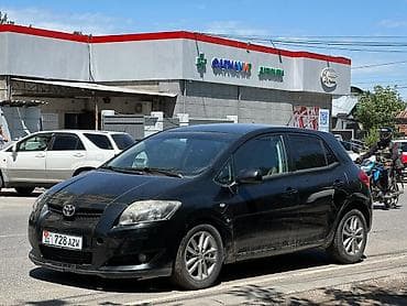 Toyota Auris: 2008 г., 2 л, Механика, Дизель, Хэтчбэк
