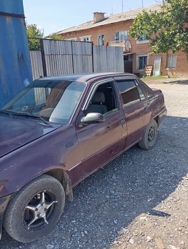 авто с последующим выкупом бишкек саната: Daewoo Nexia темно-бордового цвета. Автомобиль в стандартной — 3