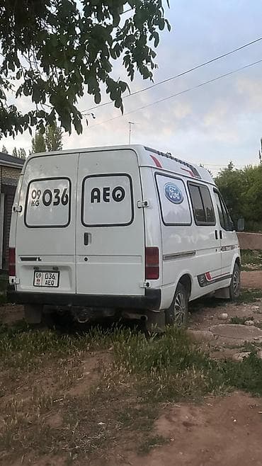 водный электроскутер: Ford Transit: 1993 г., 2.5 л, Дизель, Фургон — 4