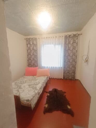 дом в кенеш: Дом, 4 м², 4 комнаты, Собственник, Косметический ремонт — 3