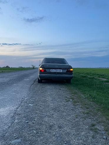 зил 130 каратышка: Mercedes-Benz W124: 1992 г., Механика, Бензин, Седан — 9