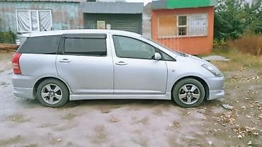 столик в машину: Toyota WISH: 2003 г., Автомат, Бензин, Универсал — 4