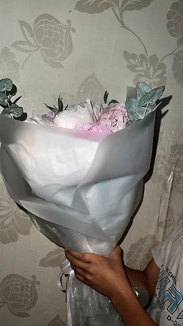 свидание: Букеты из свежих пионов и пионовидных роз. Описание: - Авторские — 2