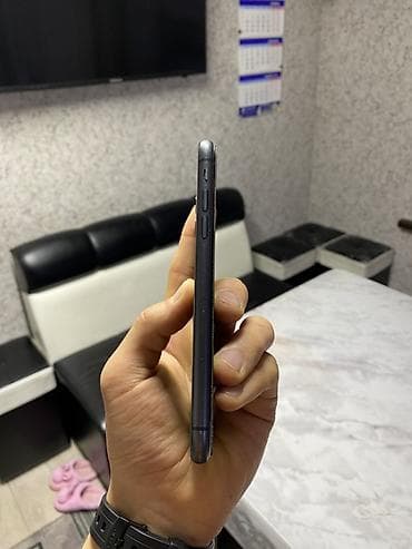 Смарт-часы: IPhone 11, Б/у, 128 ГБ, Черный, Защитное стекло, Чехол, 100 % — 5