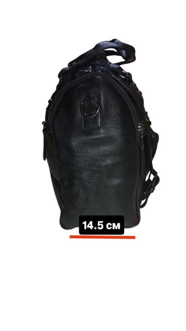 барсетка мужская кожаная ручной работы: Черная дорожная сумка из искусственной кожи с двумя ручками сверху и — 9