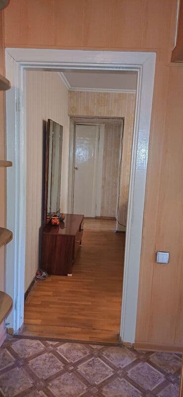 продаю квартиру район 9микрарайон: 3 бөлмө, 58 м², 104-серия, 2 кабат — 4