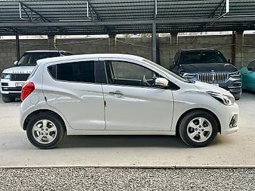 салон субару аутбек: Chevrolet Spark: 2016 г., 1 л, Автомат, Бензин, Хетчбек — 2