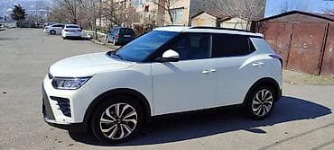 Ssangyong: Ssangyong Tivoli: 2020 г., 1.5 л, Автомат, Бензин, Кроссовер — 3