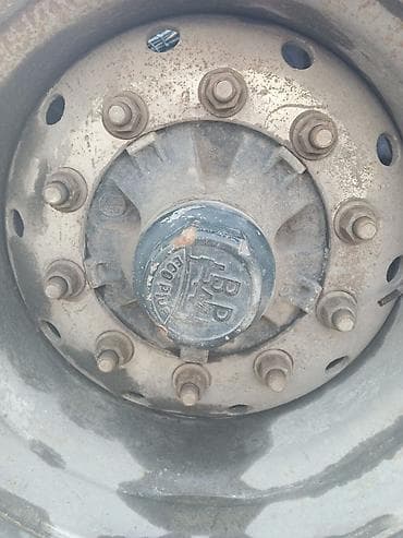 Транспорт: BMW — 7