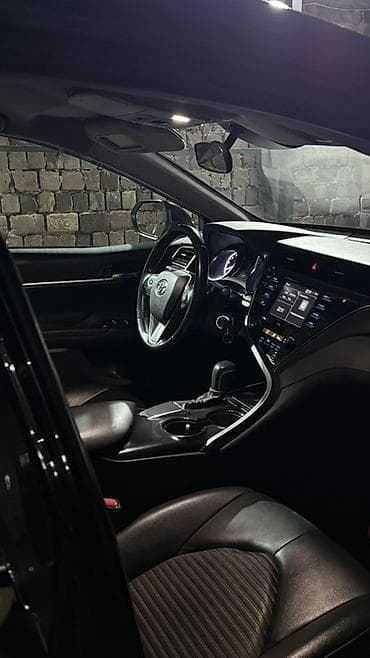 Транспорт: Toyota Camry: 2019 г., 2.5 л, Автомат, Бензин, Седан — 5