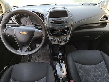 wuling mini ev: Chevrolet Spark: 2020 г., 1 л, Автомат, Бензин, Хэтчбэк — 6