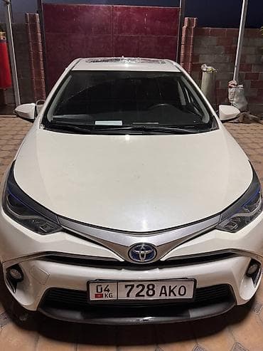 geely galaxy star 7: Toyota Corolla: 2018 г., 1.8 л, Вариатор, Гибрид, Седан — 2