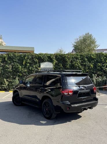 набор ключей для автомобиля в чемодане: Toyota Sequoia: 2020 г., 5.7 л, Типтроник, Бензиновая, Внедорожник — 4