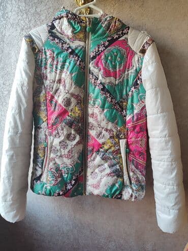 Куртка на теплую зиму, осень-весну Надевалась несколько раз В отличном