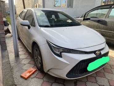 авто машина автомат: Toyota Corolla: 2021 г., 1.5 л, Робот, Бензин, Седан — 2